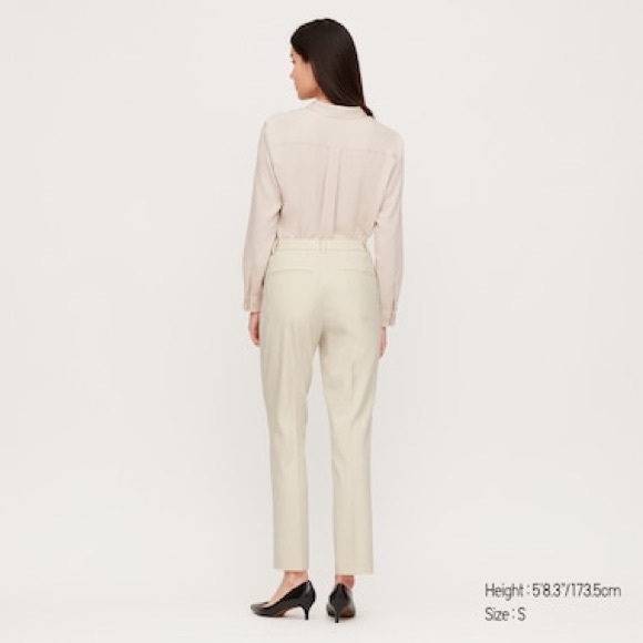 Uniqlo 2-way stretch ankle length pants - Picture 5 of 10